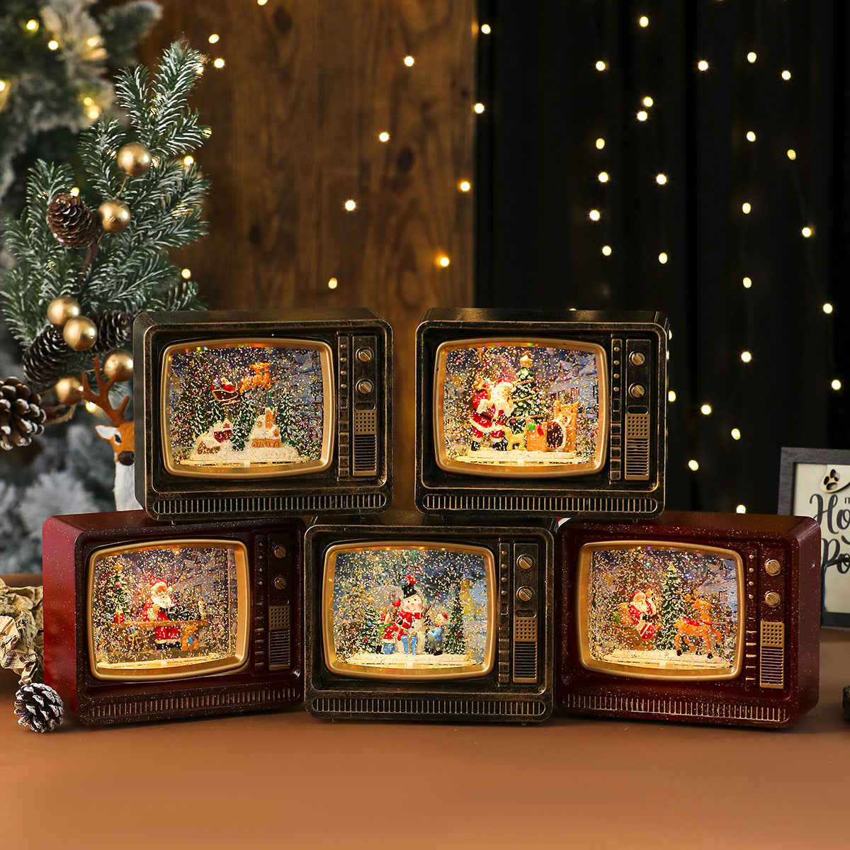 Retro Christmas TV – Automatic Snowfall, Warm LED Glow & Santa Scene